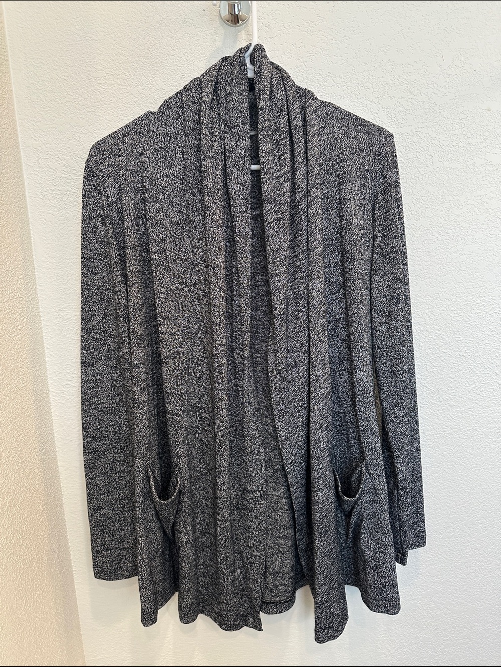 Athleta Marled Open-Front Cardigan in Heathered Black/White